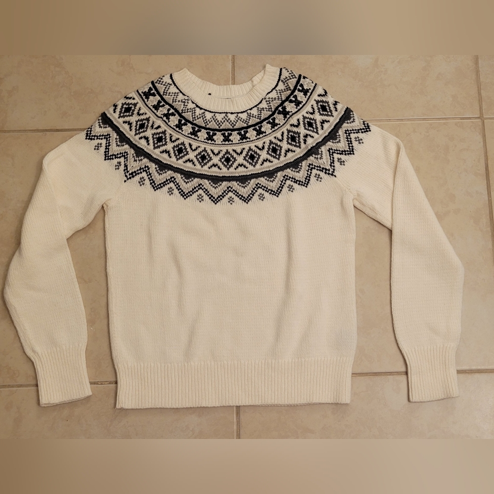 American Living Woman's Sweater, Size M, Cream, Grey, Black - Never Worn